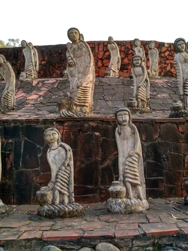 women-statues made of stone and waste material in rock garden chandigarh
