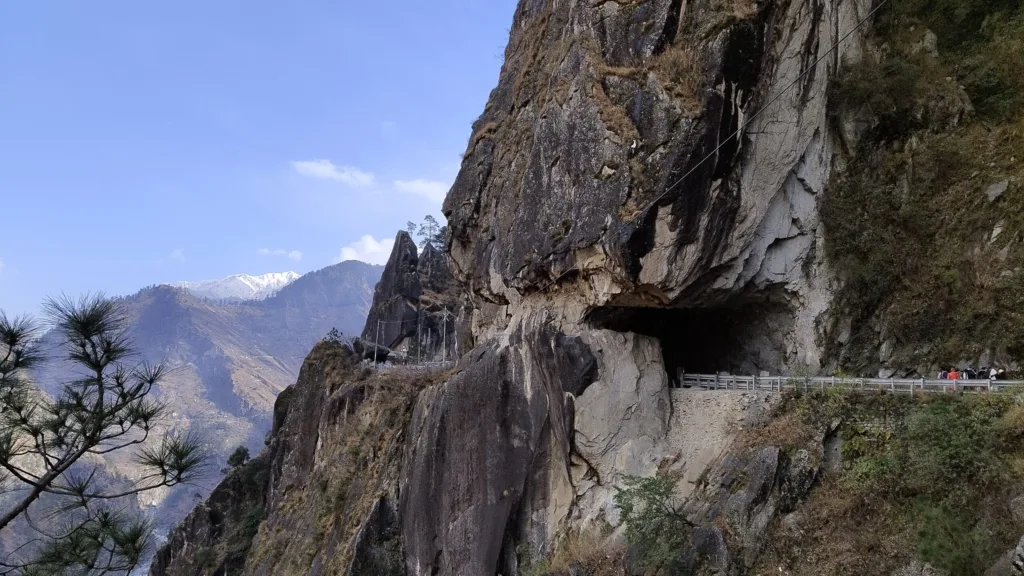 gateway to kinnaur road constructed through a rock