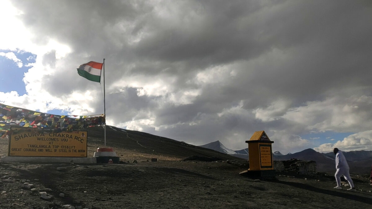 tanglang la pass gateway to leh article banner