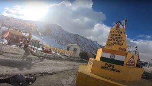 one of highest pass changla in laeh ladakh