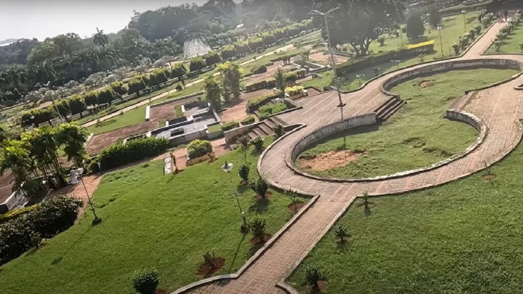 lush green beautiful garden in palakkad in kerala