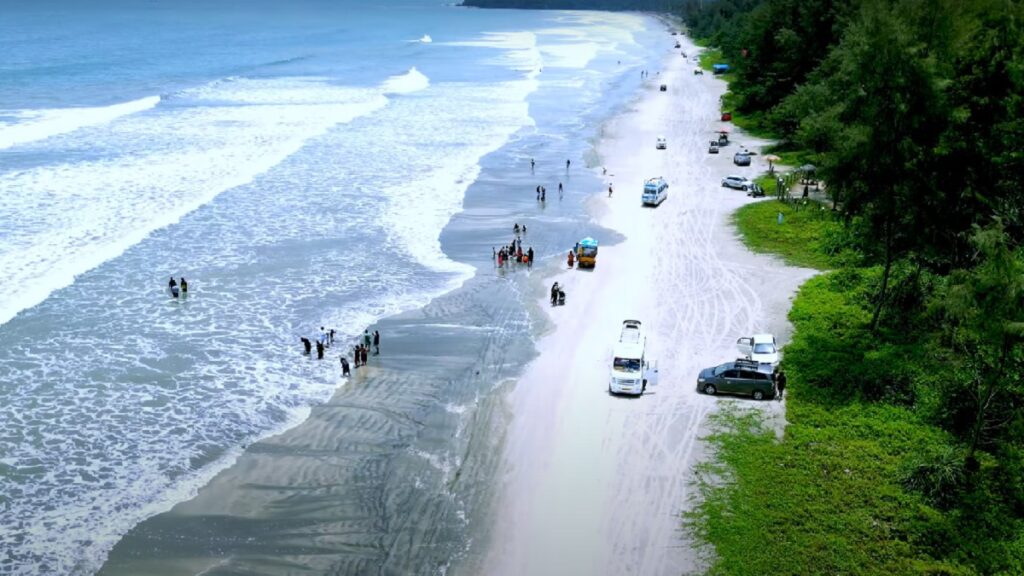 blue water beach in kannur kerala