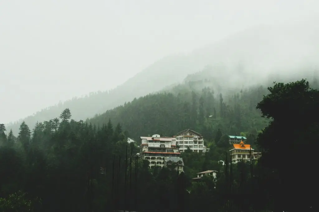 mountain, valley, trekking-6030438.jpg