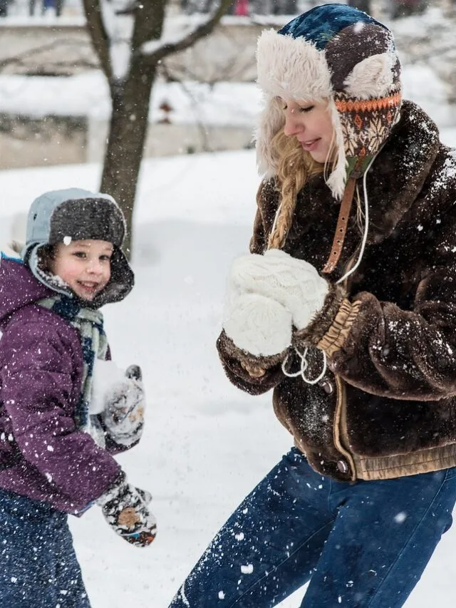 People enjoying heavy snow in winters in india cover image for web story