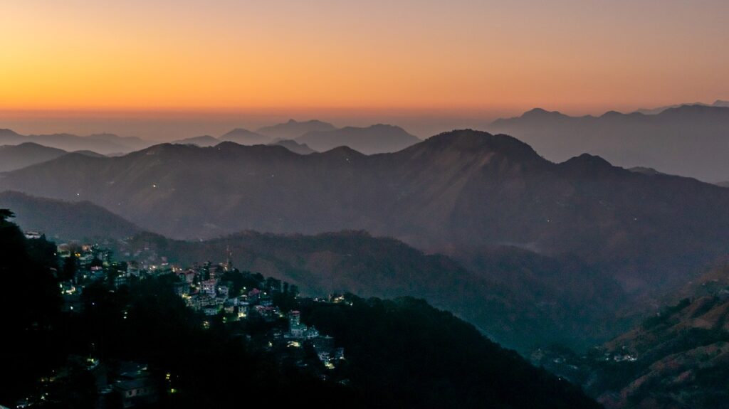 Most overcrowded hill station of Himachal Pradesh One Must Not Visit In Peak Season.