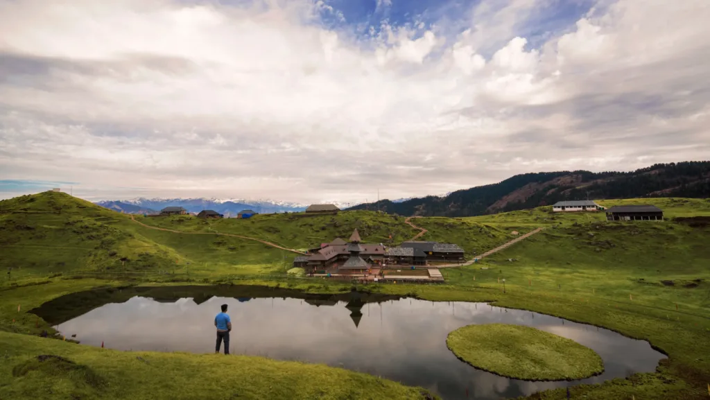 prashar lake view, blue sky, clouds, prashar lake trek